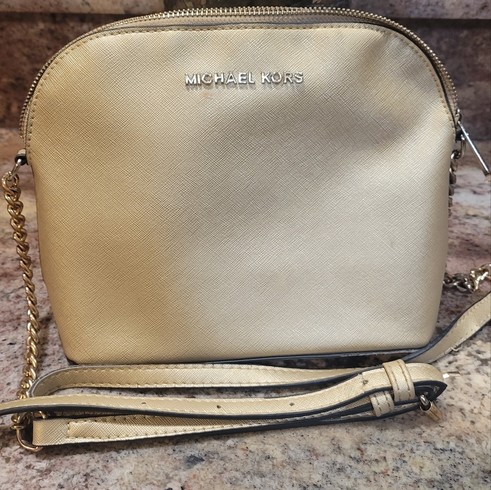 Micheal Kors Crossbody